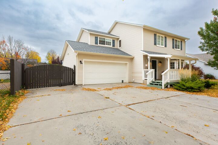 Property Photo:  2841 Stratford Lane  MT 59808 