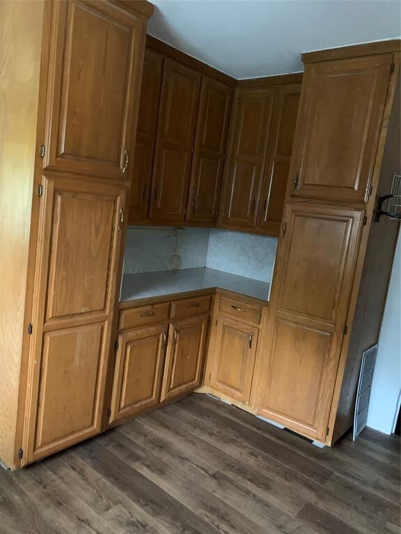 Property Photo:  830 E Brown Street  TX 75098