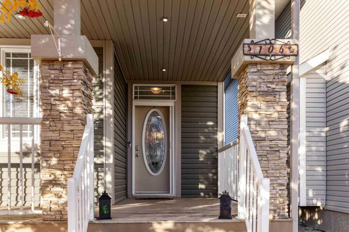 Property Photo:  104 Collicott Drive  AB T9K 2W8