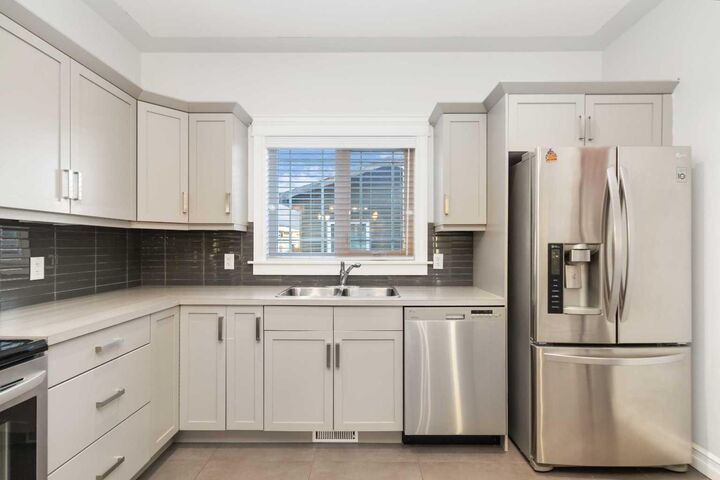 Photo de la propriété:  104 Collicott Drive  AB T9K 2W8 