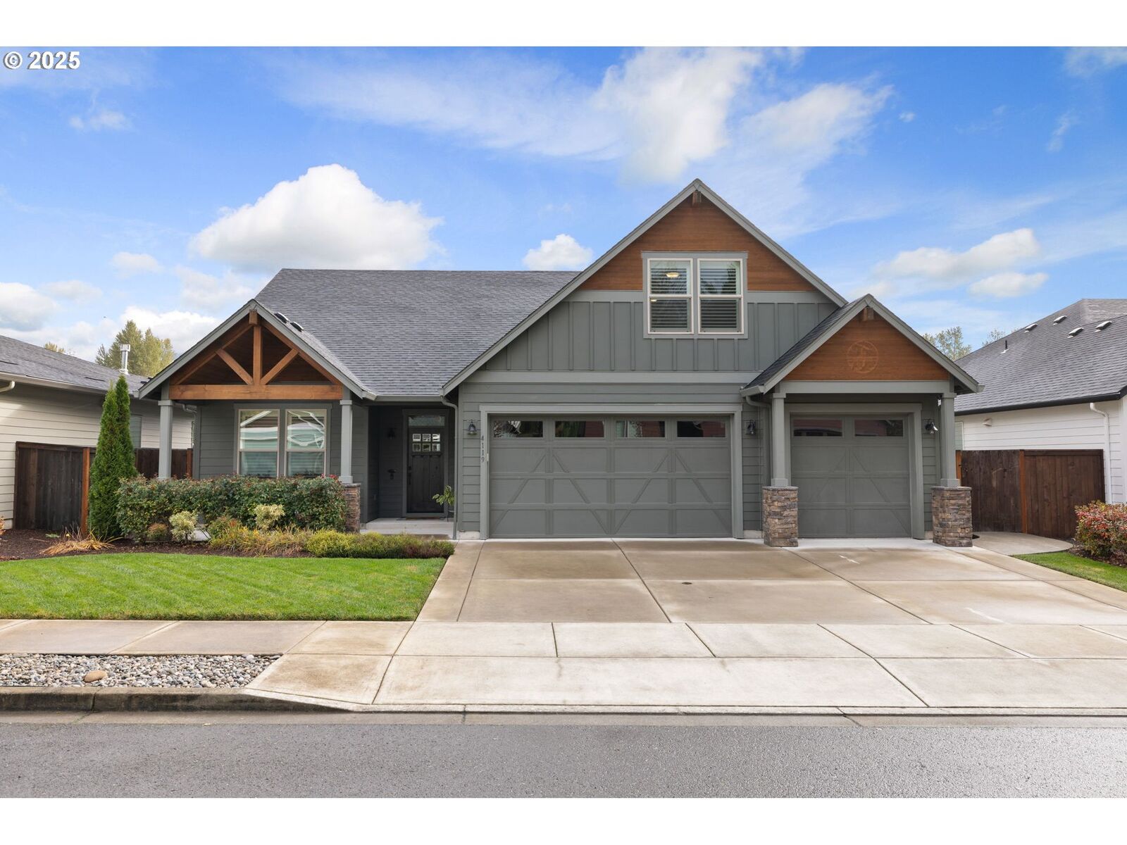 Property Photo: 4119 SE 17th Ave WA 98606