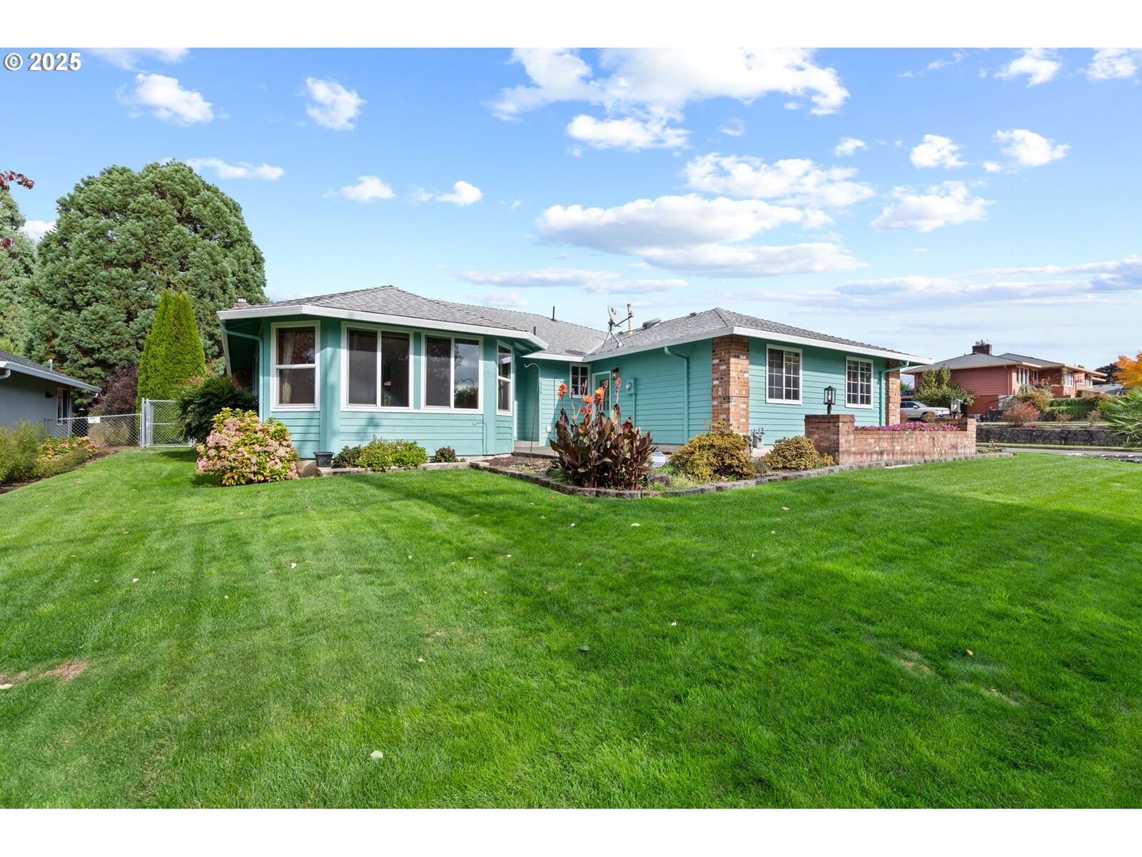 Property Photo:  13406 NW 42nd Ave  WA 98685