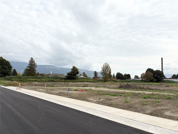 Property Photo:  320 W 3rd Street  WA 98247