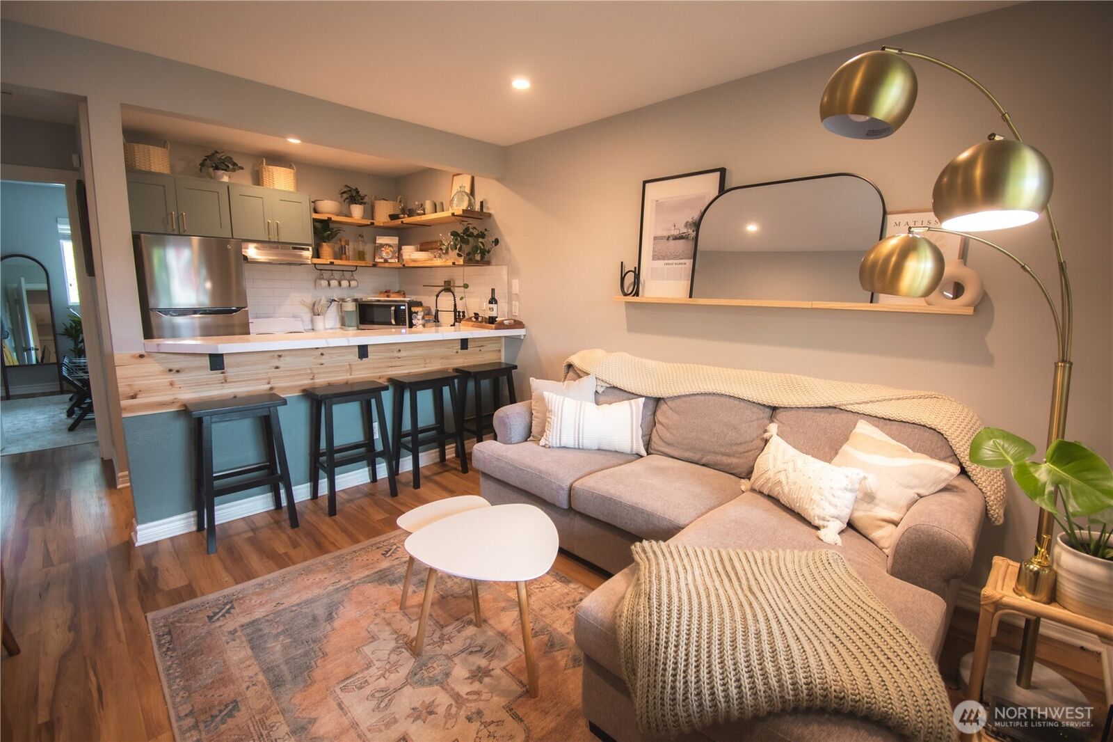 Property Photo:  250  Tucker Avenue 7  WA 98250