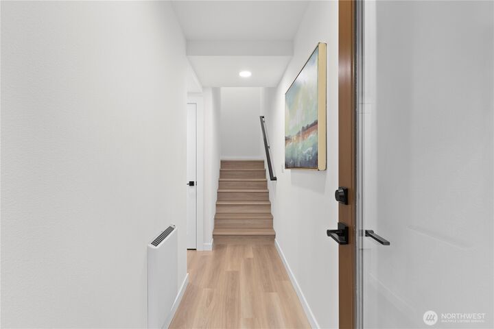 Property Photo:  1913 A N 120th Street  WA 98133 