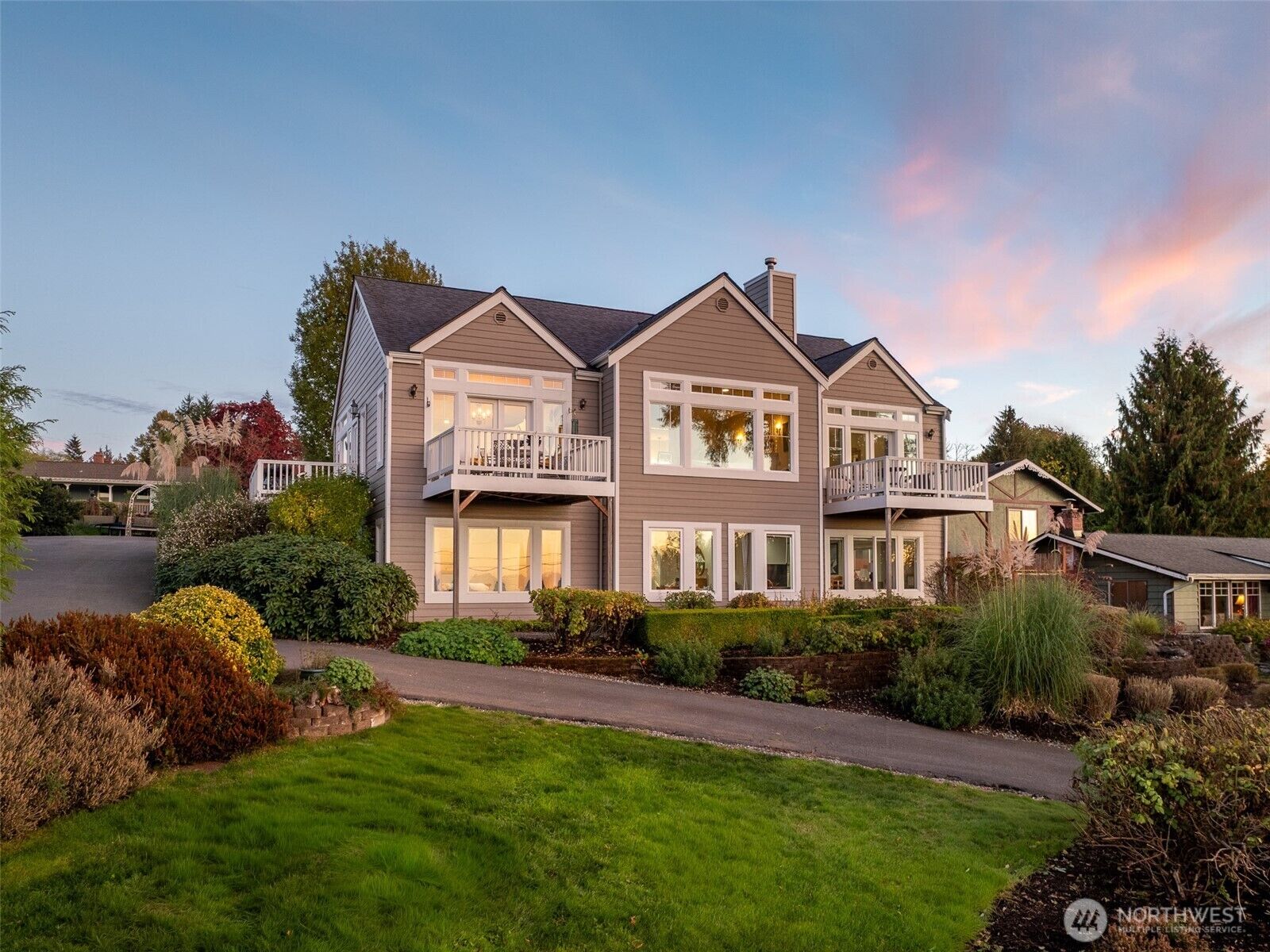 Property Photo:  6716  Skipley Rd  WA 98290 