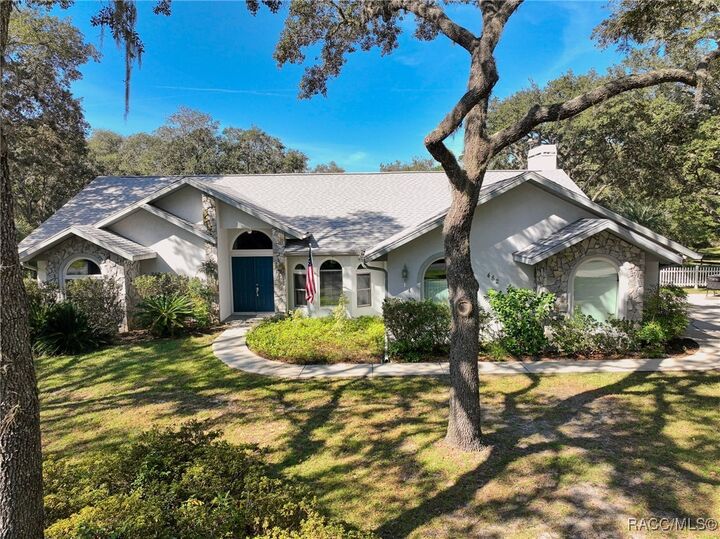 Property Photo:  482 N Indianapolis Avenue  FL 34442 