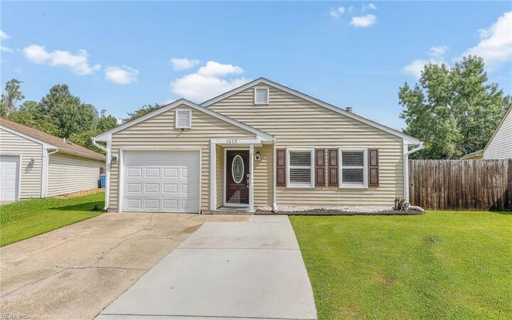 1612 Rodeo Dr  Virginia Beach VA 23464 photo