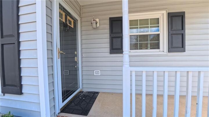 Property Photo:  28 Cedar Knoll Drive  NC 27407