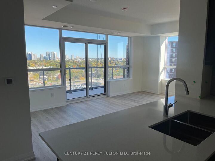 Photo de la propriété:  3260 Sheppard Avenue E 1307  ON M1T 3K3 