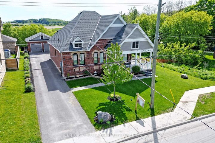 157 Mary Street  Clearview ON L0M 1G0 photo