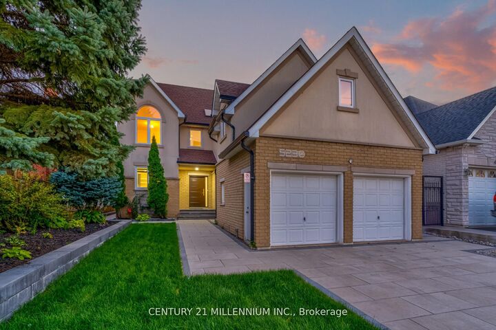 5230 Creditview Road  Mississauga ON L6W 2B3 photo