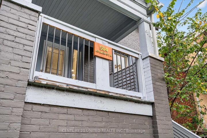 Property Photo:  504 Aylmer Street N  ON K9H 3W5