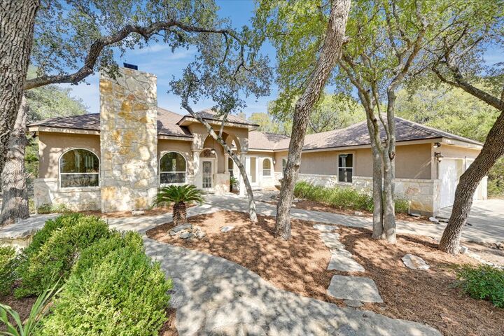 34 Wood Glen Drive  Wimberley TX 78676 photo