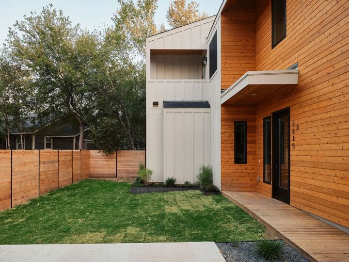 Property Photo:  1215 Fort Branch Boulevard 2  TX 78721