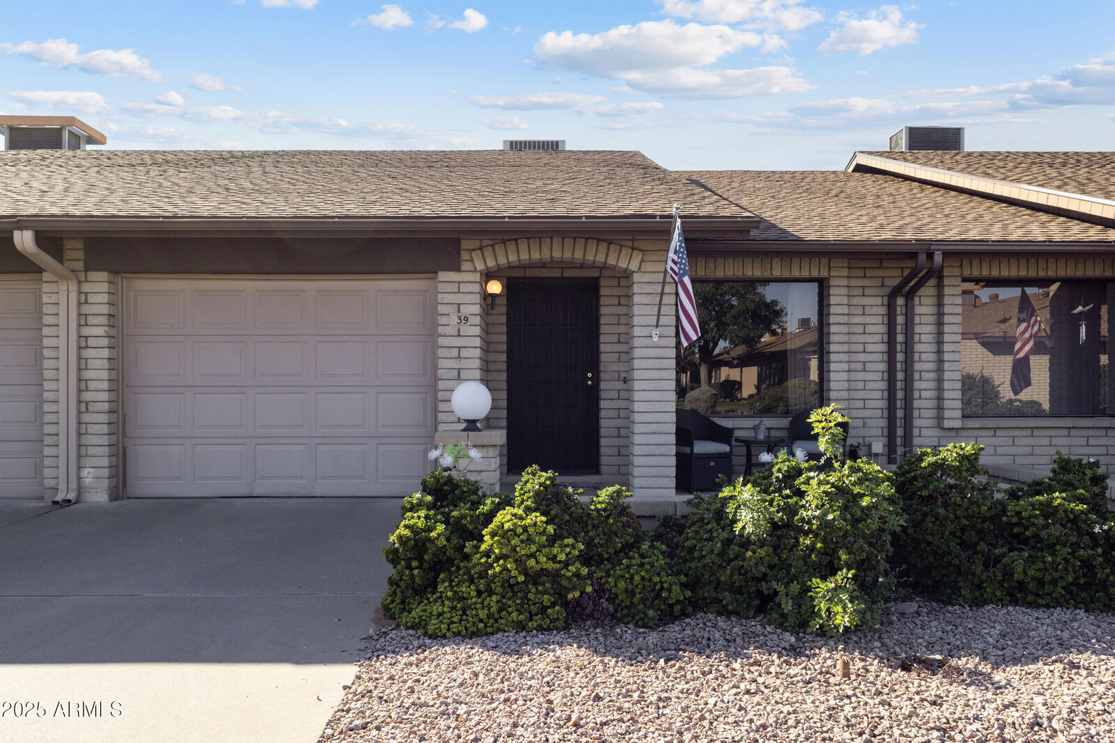 Property Photo: 520 S Greenfield Road 39 AZ 85206