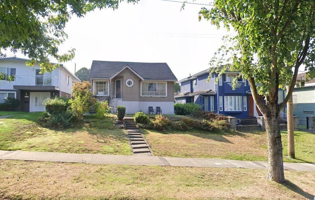 Property Photo: 2772 E 5th Avenue BC V5M 1N2