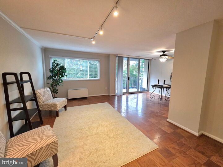 Property Photo:  2059 Huntington Avenue 312  VA 22303