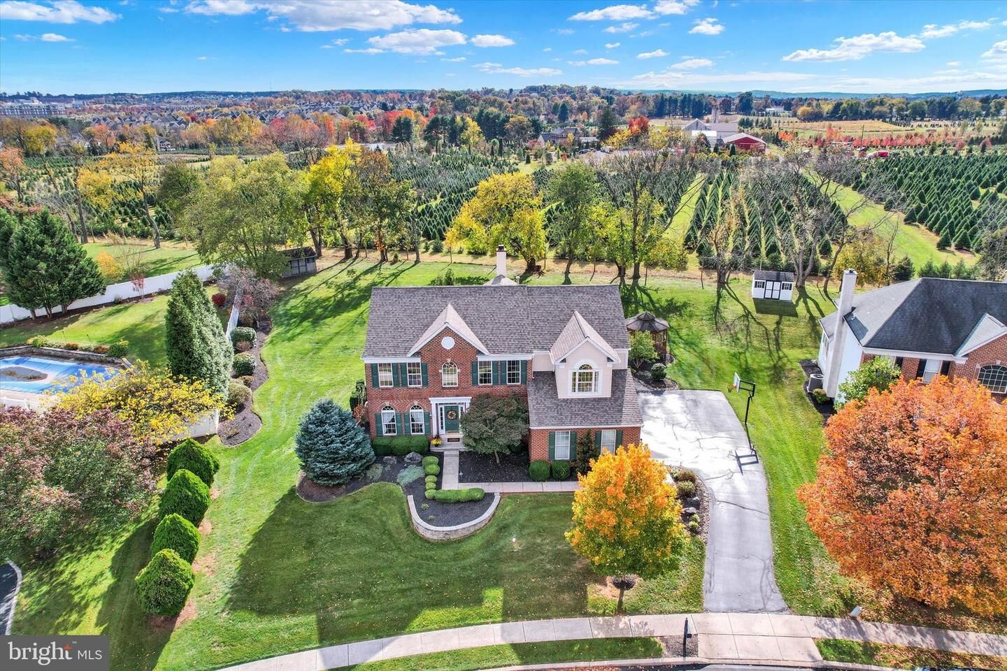 Property Photo:  211 Paperbirch Drive  PA 19426 