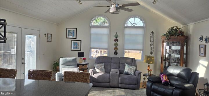 Property Photo:  6229 Ayrshire Drive  MD 21801 