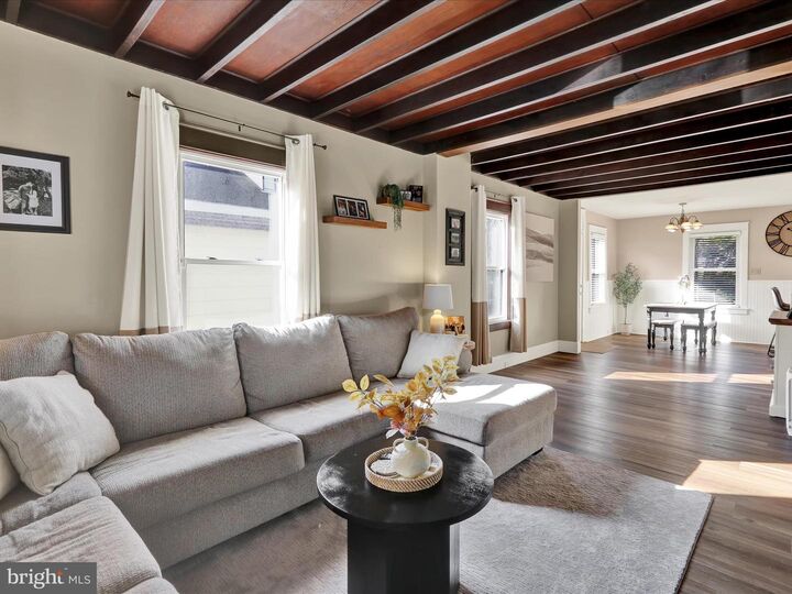 Property Photo:  228 Pennwyn Place  PA 19607