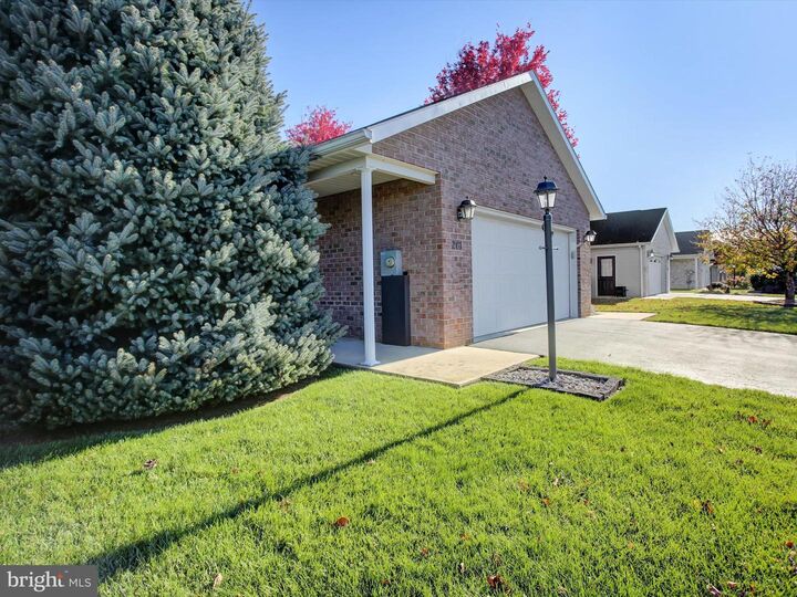 Property Photo: 261 Justine Drive PA 17201