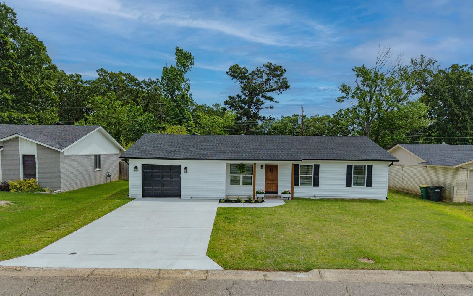Property Photo:  8604 Northgate Drive  AR 72120 