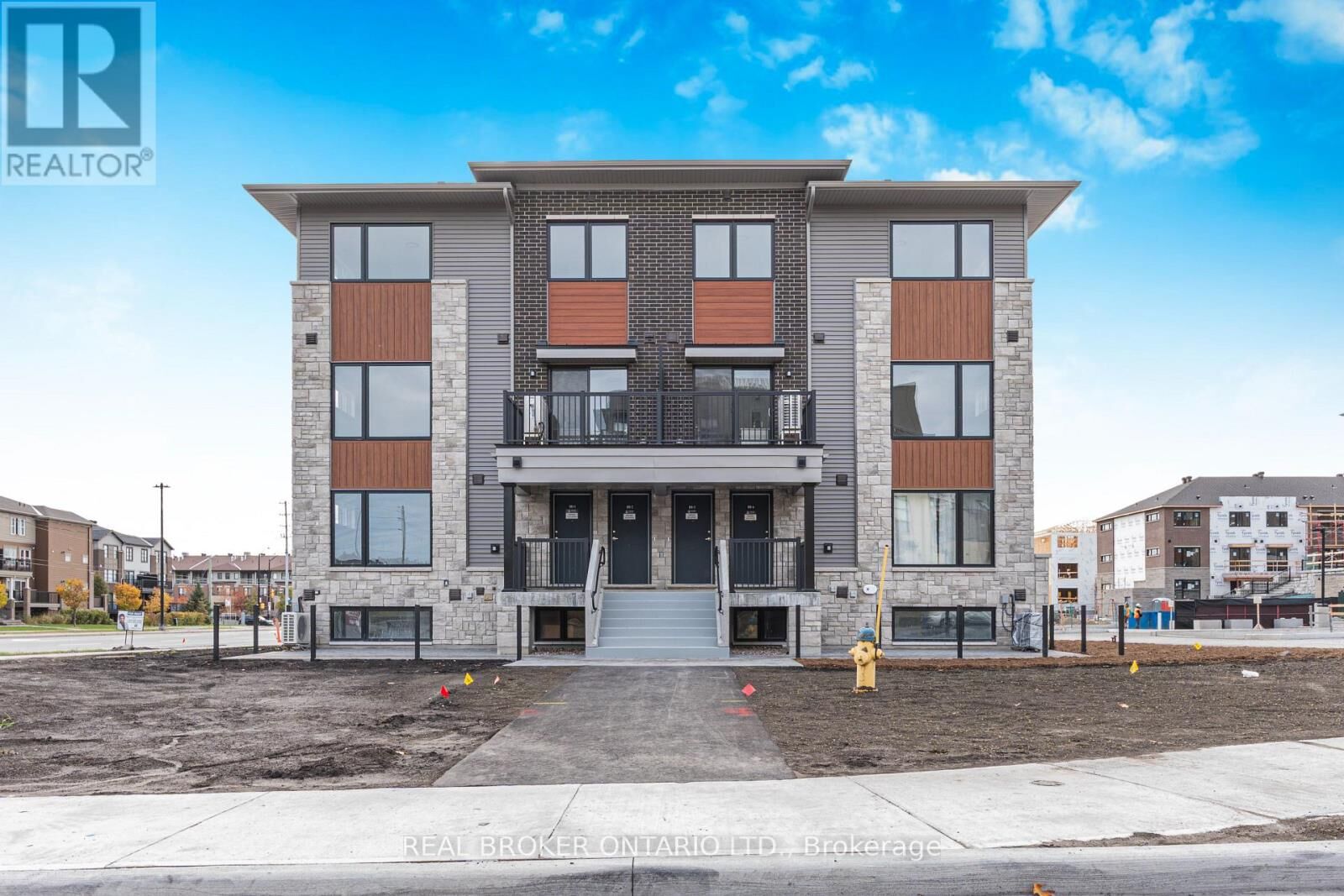 Photo de la propriété:  101 Glenroy Gilbert Drive 1  ON K2J 7N6