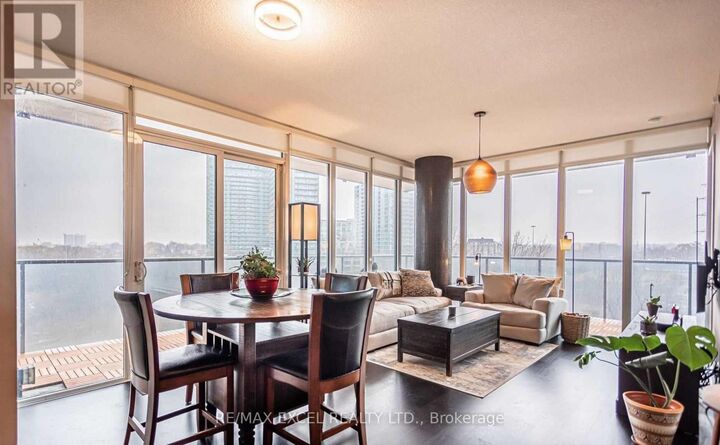 Property Photo: 90 Park Lawn Road 716 ON M8Y 0B6