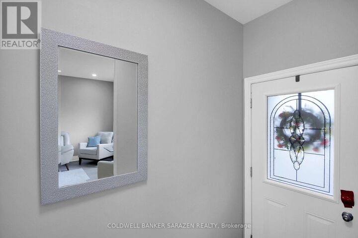 Property Photo:  1518A Lepage Avenue  ON K1Z 8C9