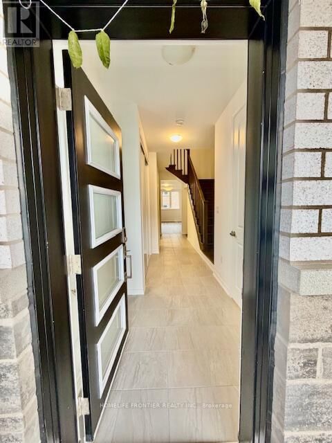 Property Photo: 9 Vinewood Crescent ON L9J 0B7