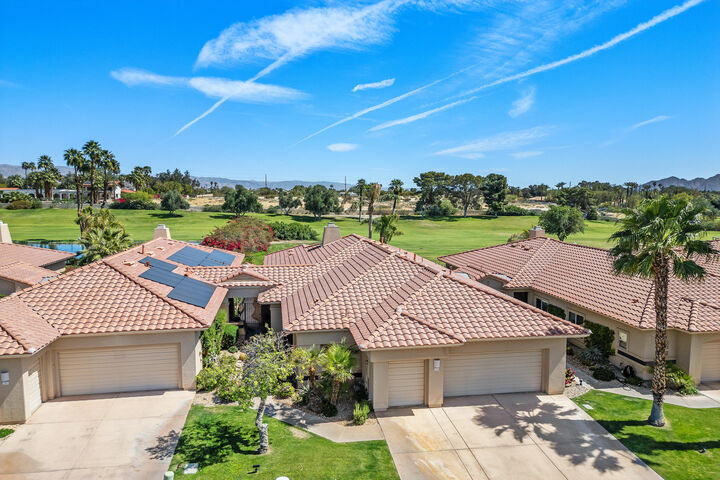 Property Photo:  133 Kavenish Drive  CA 92270