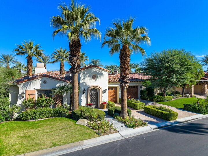 Property Photo:  75836 Via Cortona  CA 92210