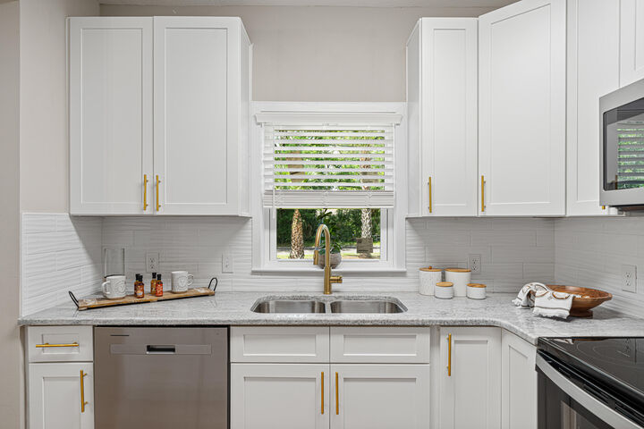 Property Photo: 81 Eastview Avenue FL 32580