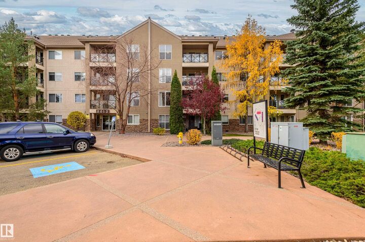 Property Photo:  8912 156 Street NW 401  AB T5R 5Z2 