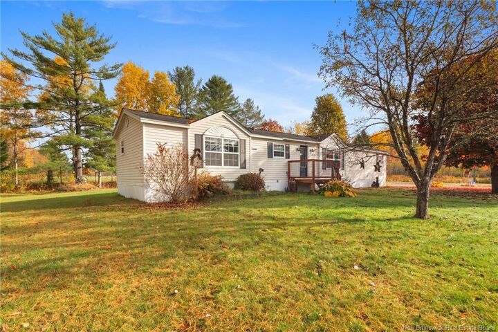9 Crab Tree Lane  Maugerville NB E3A 9W4 photo