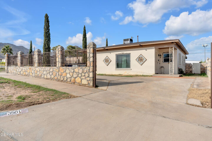 Property Photo:  3501 Polk Avenue  TX 79930