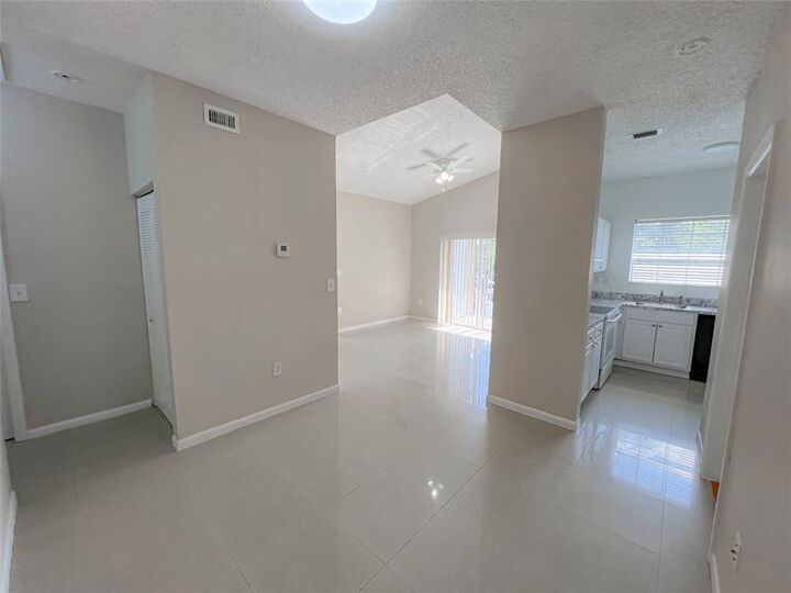 Property Photo:  1881 NW 96th Ter 7C  FL 33024