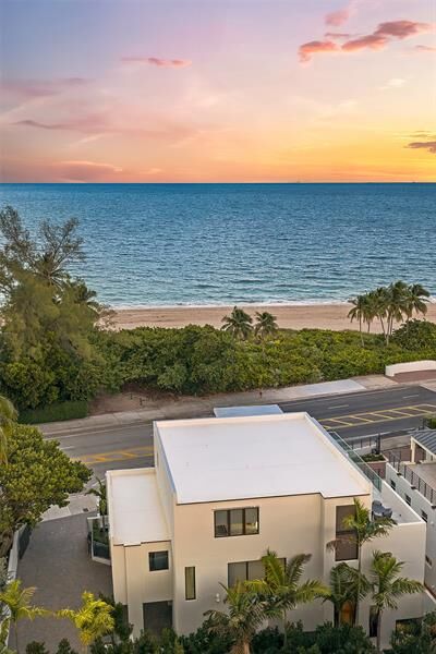 Property Photo:  1813 N Fort Lauderdale Beach Blvd  FL 33305
