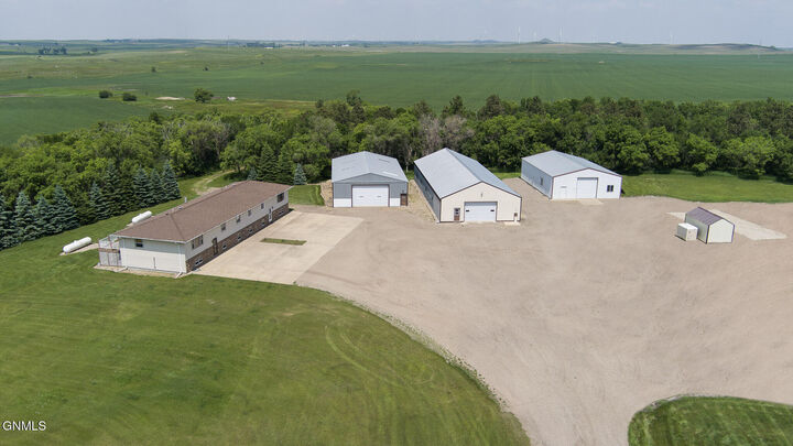 Property Photo:  3145 Co Rd 139A  ND 58554 