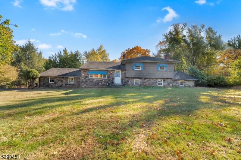 Property Photo:  10 Samuel Dr  NJ 08822