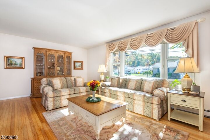 Property Photo:  190 Meadowbrook Ave  NJ 07465