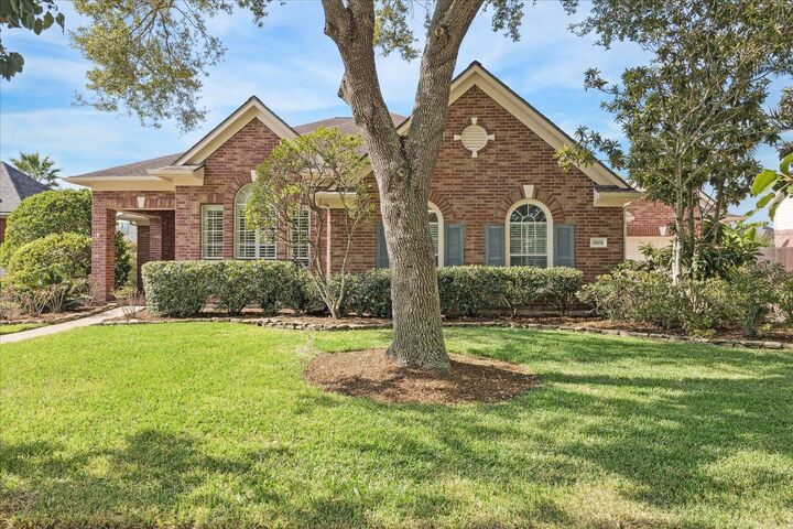 Property Photo:  1804 Sandy Lake Drive  TX 77546 