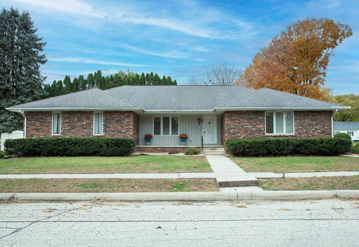 302 Andrews Street  Nashua IA 50658 photo