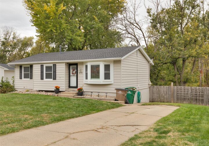 Property Photo:  270 N Pleasant Hill Boulevard  IA 50327
