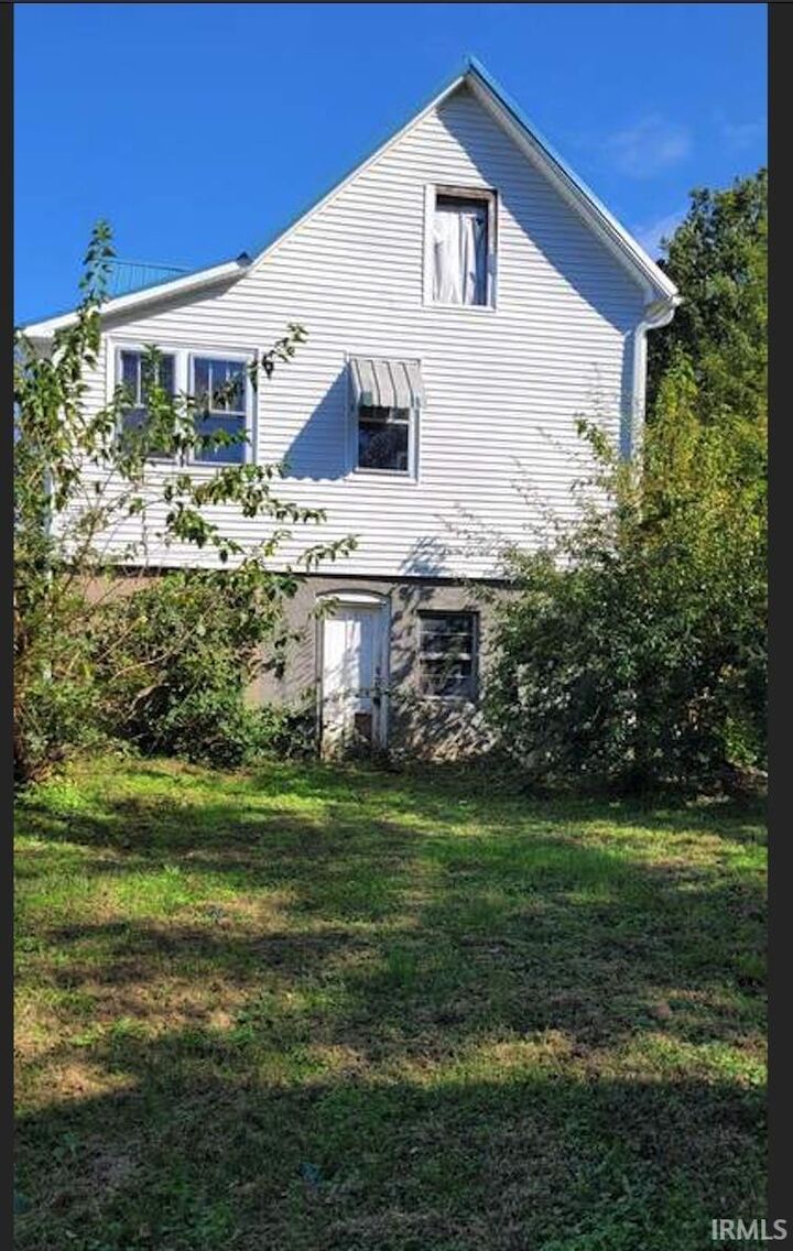 Property Photo:  222 N 5th Street  IN 47601