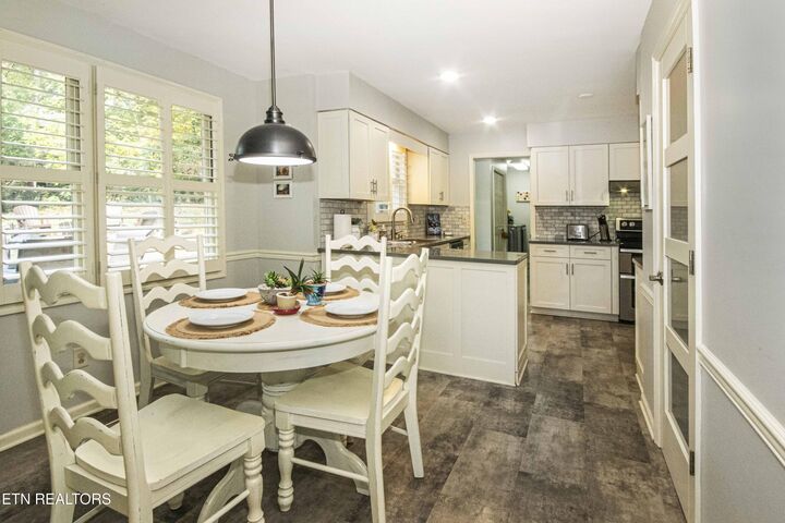 Property Photo: 621 Glen Willow Drive TN 37934