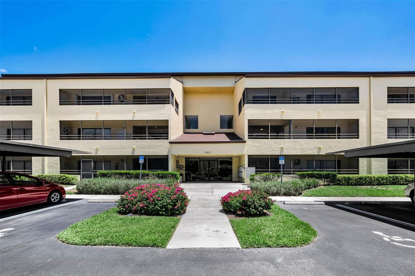 Property Photo:  13612 S Village Drive 5307  FL 33618 