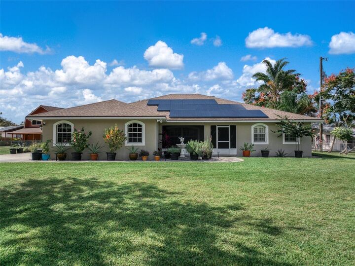 Property Photo:  1360 Lake Josephine Drive  FL 33875