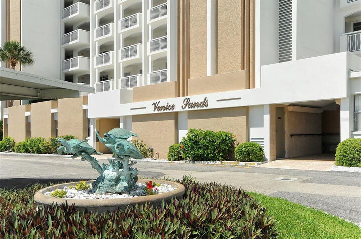 Property Photo:  633 Alhambra Road 605  FL 34285